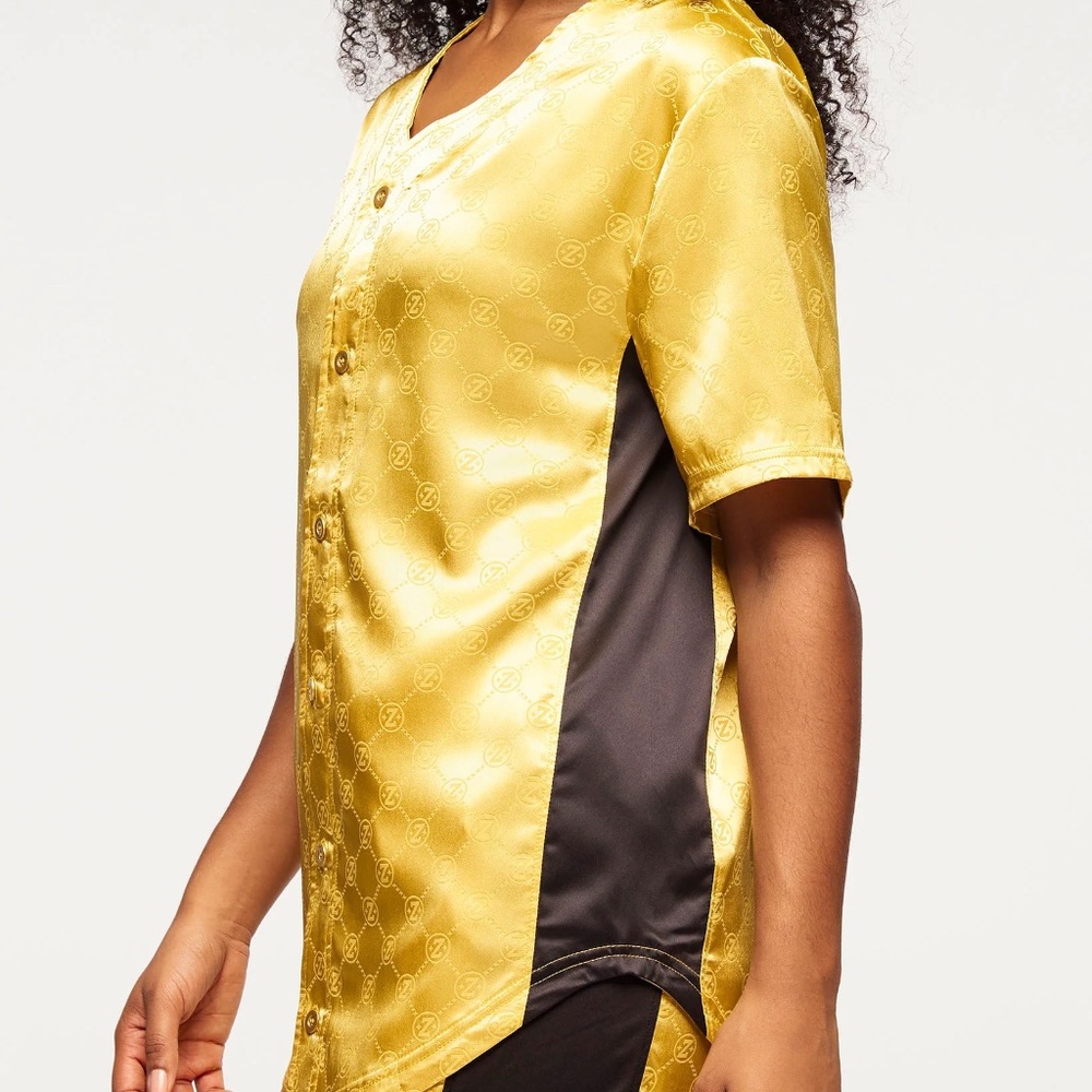 NWT Zumba Runway Baseball Button Up Jersey, Gold, XL